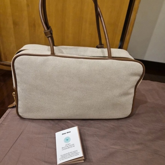 Miu Miu Cream and Brown Shoulder Bag - Picture 2 of 3